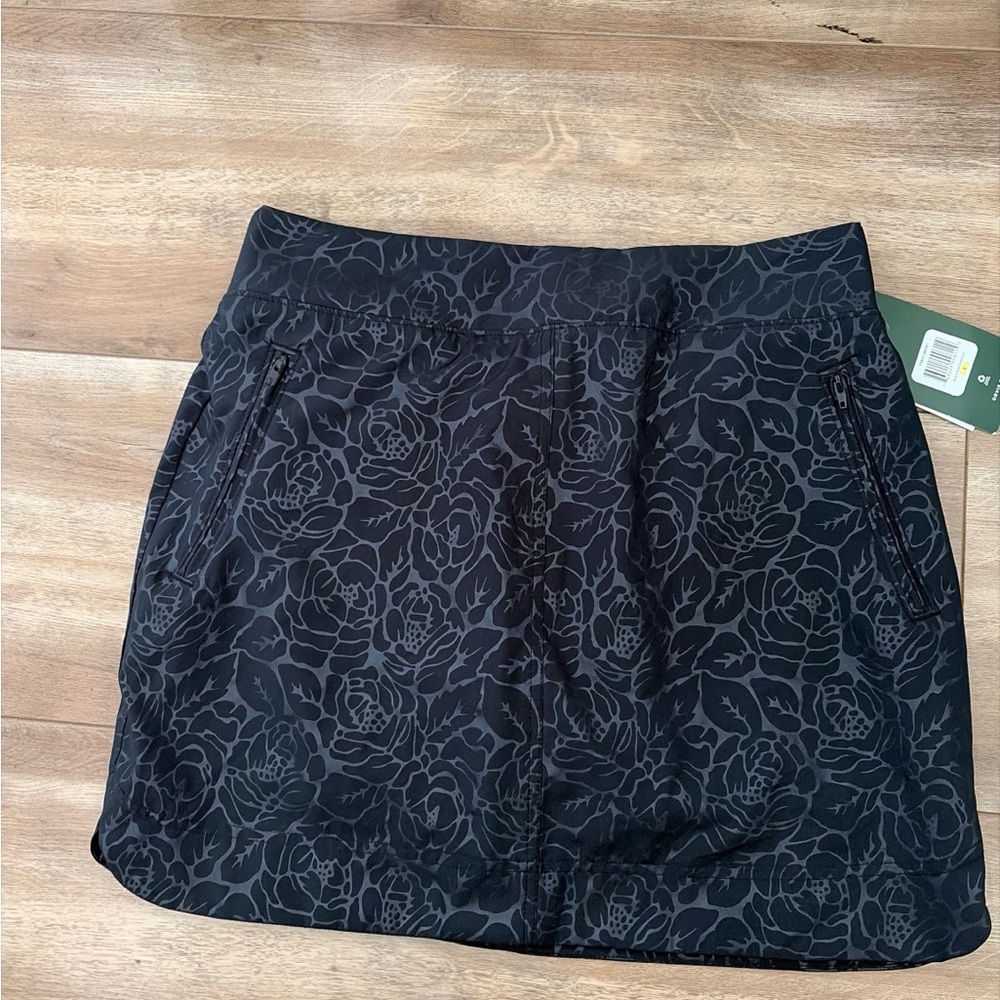 Orvis Black Floral Active Skort with Zip Pockets